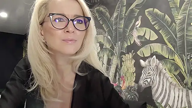 carla88 online show from 03/26/26, 10:32