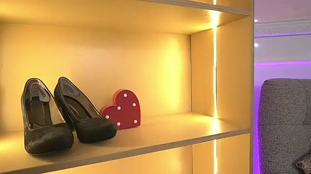 Anybuny online show from 11/20/25, 11:32