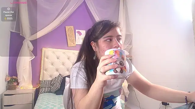 Ingrid Casas online show from 12/05/24, 01:14