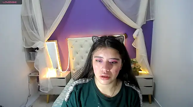 Ingrid Casas online show from 12/29/24, 10:36