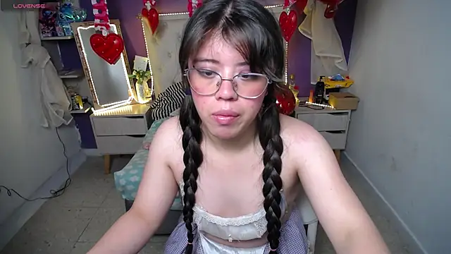 Ingrid Casas online show from 02/21/25, 03:01