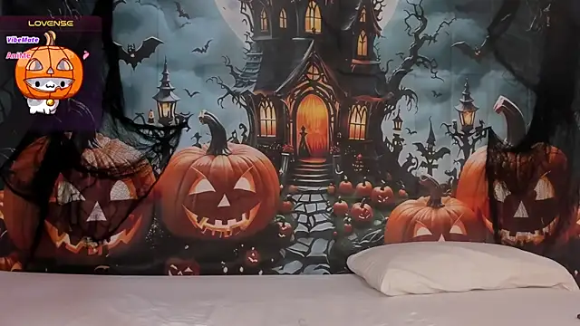 Juliette  3 online show from 10/27/25, 01:15