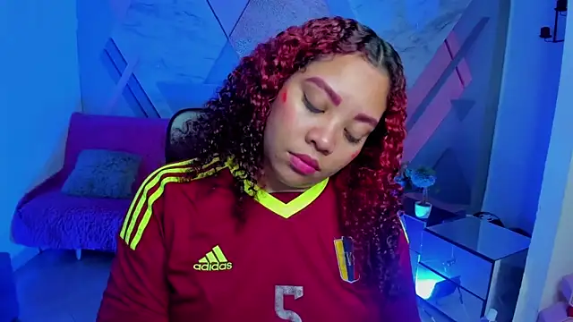 AngelaCoffee online show from 11/07/25, 03:28