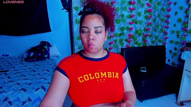 Snapshot of AngelaCoffee chatting on 05/22/26, 04:08 AngelaCoffee online show from 05/22/26, 04:08