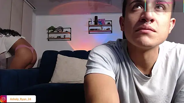 Snapshot of ashely_ryan24 chatting on 03/12/26, 11:22 ashely ryan24 online show from 03/12/26, 11:22