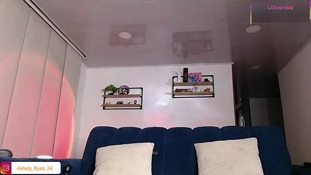Snapshot of ashely_ryan24 chatting on 04/08/26, 11:16 ashely ryan24 online show from 04/08/26, 11:16
