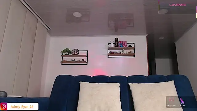 Snapshot of ashely_ryan24 chatting on 04/10/26, 12:05 ashely ryan24 online show from 04/10/26, 12:05