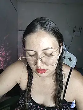 dani123unica online show from 11/20/25, 10:31