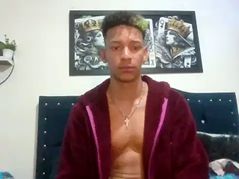 Snapshot of Edisson_C chatting on 08/07/26, 11:07 Edisson C online show from 08/07/26, 11:07