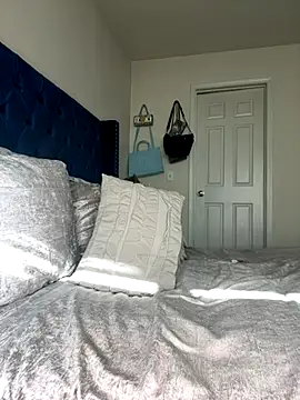 ButtahscotchBarbiee online show from 09/28/25, 09:09