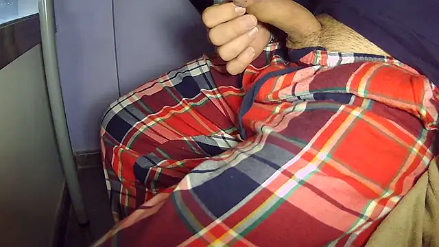 vladimirput4 online show from 12/19/24, 02:35