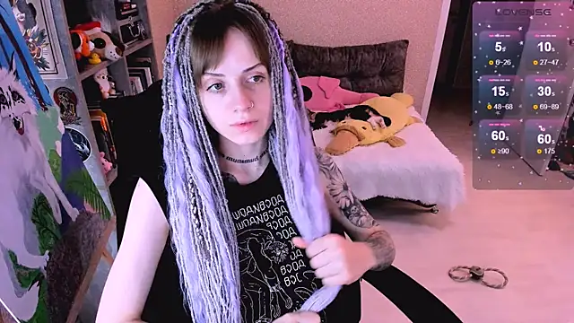 Snapshot of NaniMoore chatting on 12/02/24, 11:34 NaniMoore online show from 12/02/24, 11:34