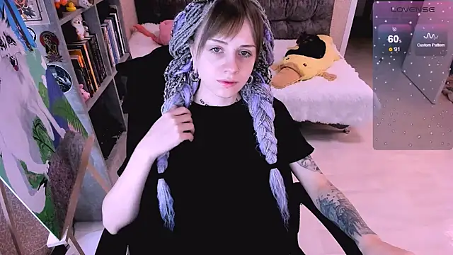 Snapshot of NaniMoore chatting on 12/03/24, 05:31 NaniMoore online show from 12/03/24, 05:31