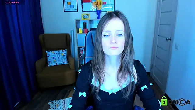 FrancescaCollins online show from 02/07/25, 10:19