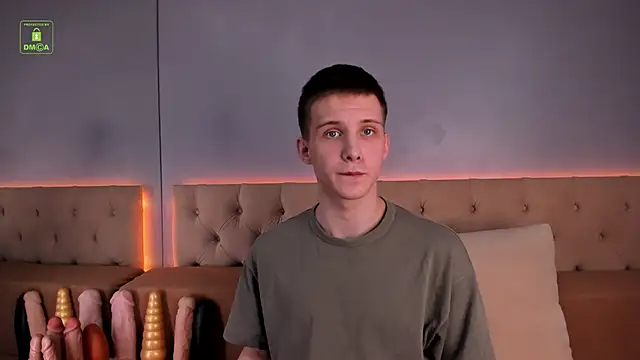 Snapshot of MarkGWalker chatting on 01/16/25, 10:32 MarkGWalker online show from 01/16/25, 10:32