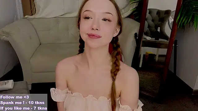 Snapshot of VioletMills chatting on 01/17/25, 02:29 VioletMills online show from 01/17/25, 02:29