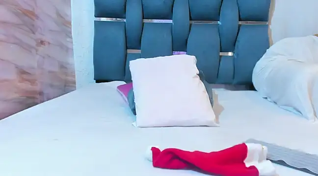 Snapshot of nymphomanya chatting on 12/03/24, 06:37 nymphomanya online show from 12/03/24, 06:37