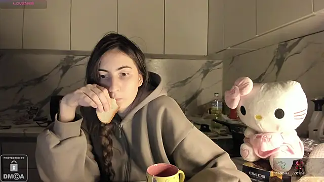 Ayesha Thebestt online show from 02/03/26, 09:09