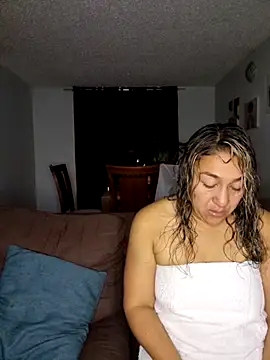 kitty 84 online show from 02/15/25, 10:44