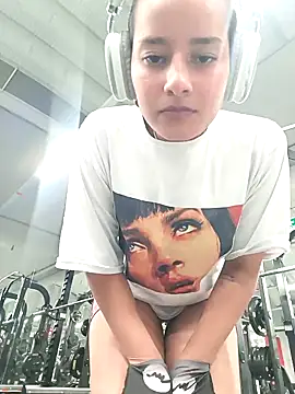 Snapshot of _vaness chatting on 01/22/25, 05:05 vaness online show from 01/22/25, 05:05