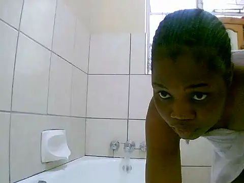 Snapshot of SuvieyX chatting on 03/10/26, 08:41 SuvieyX online show from 03/10/26, 08:41