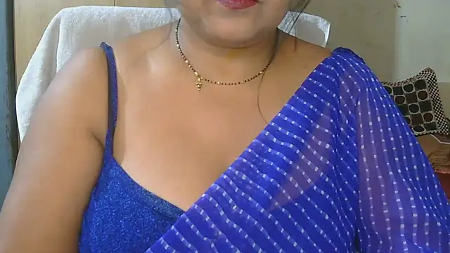 Snapshot of Cute_Ruhi99 chatting on 03/12/26, 09:04 Cute Ruhi99 online show from 03/12/26, 09:04