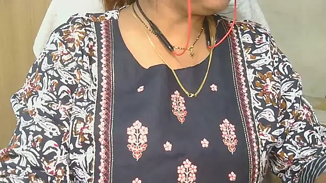 Snapshot of Cute_Ruhi99 chatting on 04/09/26, 09:36 Cute Ruhi99 online show from 04/09/26, 09:36