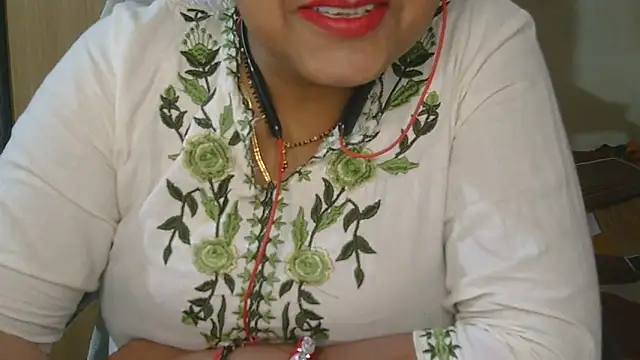 Snapshot of Cute_Ruhi99 chatting on 04/20/26, 06:49 Cute Ruhi99 online show from 04/20/26, 06:49