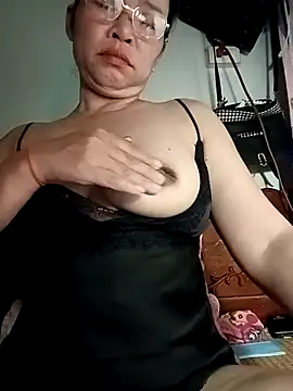 Sexy-asslove90 online show from 09/15/25, 01:55