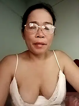 Sexy-asslove90 online show from 09/25/25, 01:42