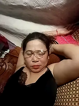 Sexy-asslove90 online show from 10/19/25, 06:36