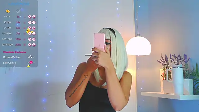 Snapshot of catalina__lovers chatting on 02/21/25, 11:32 catalina lovers online show from 02/21/25, 11:32