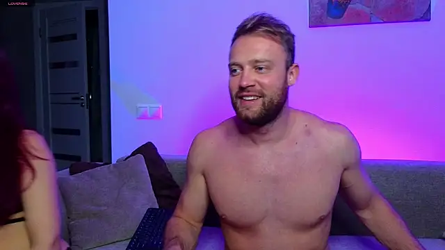 MaxMia online show from 12/06/24, 07:54