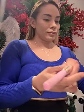 Sara Gomez online show from 10/14/25, 01:39