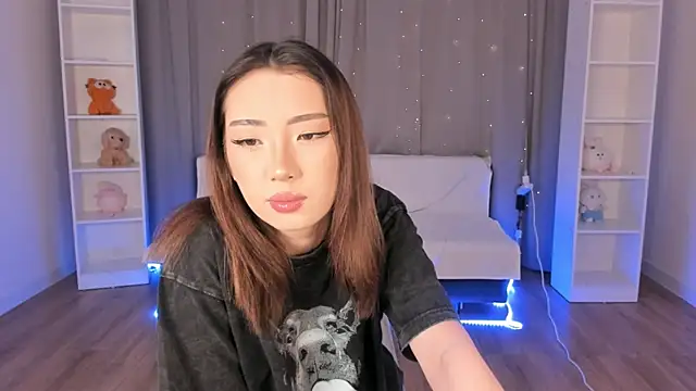 Snapshot of tinki_winkii chatting on 01/14/26, 06:19 tinki winkii online show from 01/14/26, 06:19