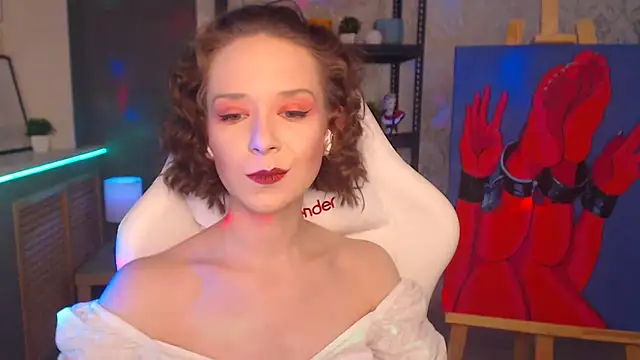 Snapshot of FascinatingEyess chatting on 12/22/24, 09:53 FascinatingEyess online show from 12/22/24, 09:53