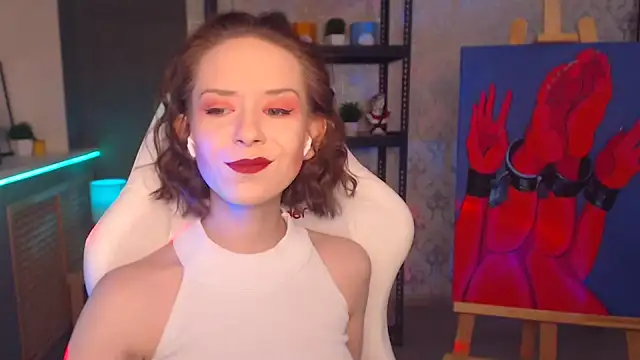 Snapshot of FascinatingEyess chatting on 01/09/25, 07:18 FascinatingEyess online show from 01/09/25, 07:18