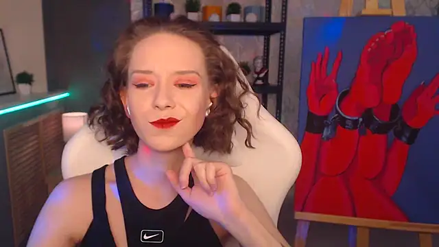 Snapshot of FascinatingEyess chatting on 01/25/25, 06:02 FascinatingEyess online show from 01/25/25, 06:02