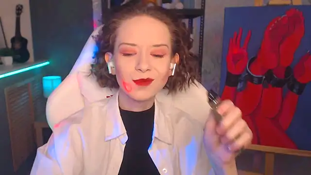 Snapshot of FascinatingEyess chatting on 03/02/25, 03:13 FascinatingEyess online show from 03/02/25, 03:13