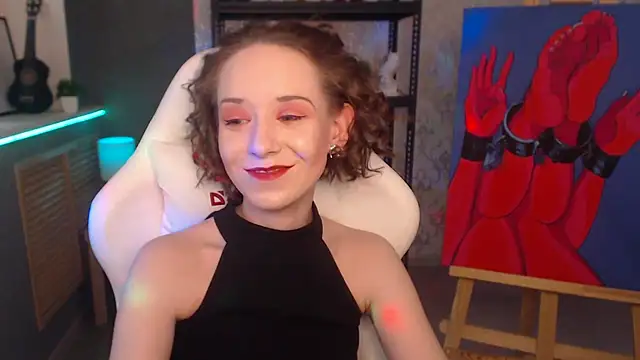 Snapshot of FascinatingEyess chatting on 03/22/25, 09:24 FascinatingEyess online show from 03/22/25, 09:24