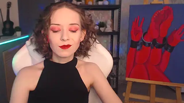 Snapshot of FascinatingEyess chatting on 11/24/25, 11:10 FascinatingEyess online show from 11/24/25, 11:10