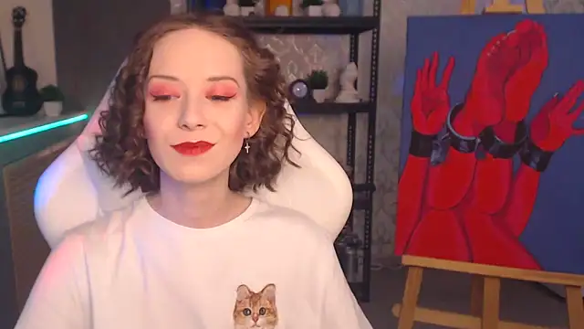 Snapshot of FascinatingEyess chatting on 11/25/25, 01:33 FascinatingEyess online show from 11/25/25, 01:33