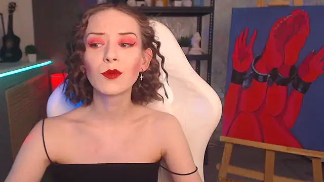 Snapshot of FascinatingEyess chatting on 11/30/25, 10:47 FascinatingEyess online show from 11/30/25, 10:47