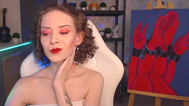 Snapshot of FascinatingEyess chatting on 12/15/25, 11:53 FascinatingEyess online show from 12/15/25, 11:53