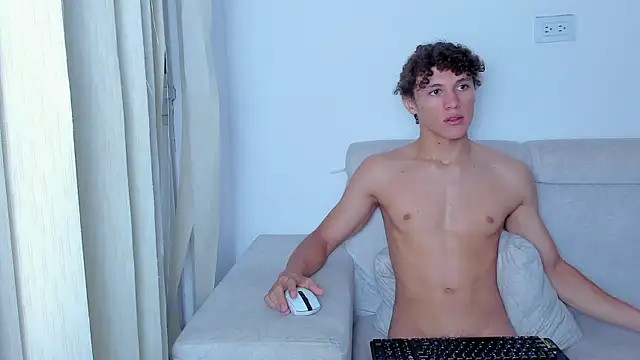 laurent nova online show from 01/21/25, 09:13