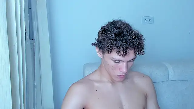 laurent nova online show from 02/10/25, 08:09