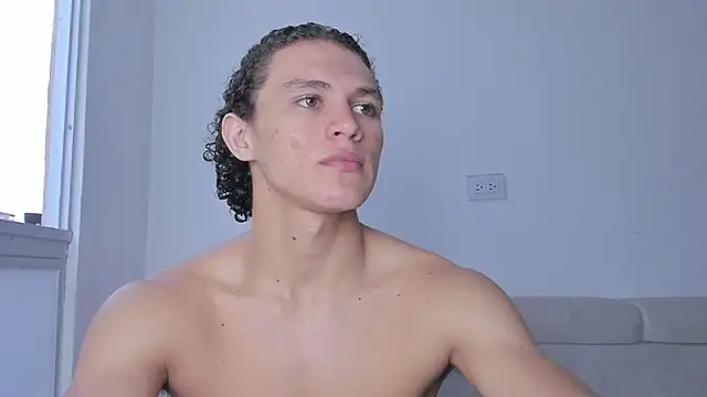 laurent nova online show from 02/19/25, 10:20