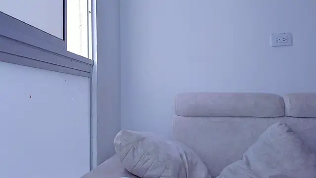 laurent nova online show from 02/20/25, 08:58