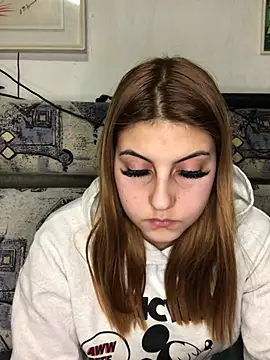 xxdorkax6 online show from 01/18/25, 04:21