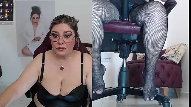 Snapshot of zehra_sanem chatting on 09/12/25, 10:43 zehra sanem online show from 09/12/25, 10:43